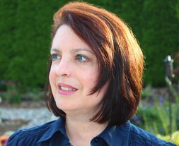 Dianne Salerni author photo